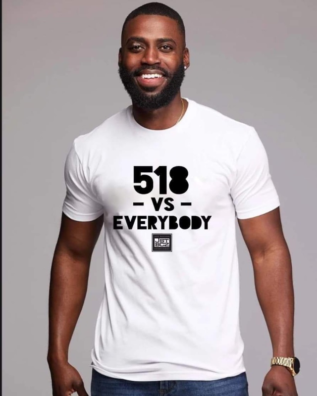 518 vs EVERYBODY t-shirt